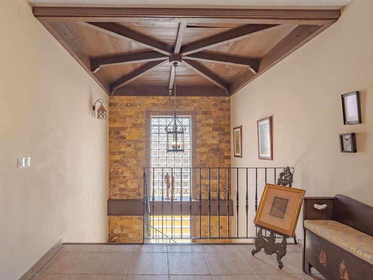 Villa for Sale in Alhaurin El Grande, Malaga 20