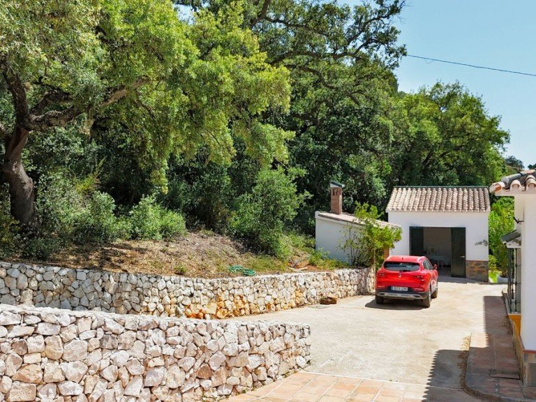 Villa for Sale in Alhaurin El Grande, Malaga 5