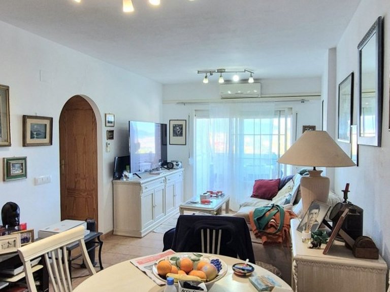 Penthouse for Sale in Alhaurin El Grande, Malaga 7