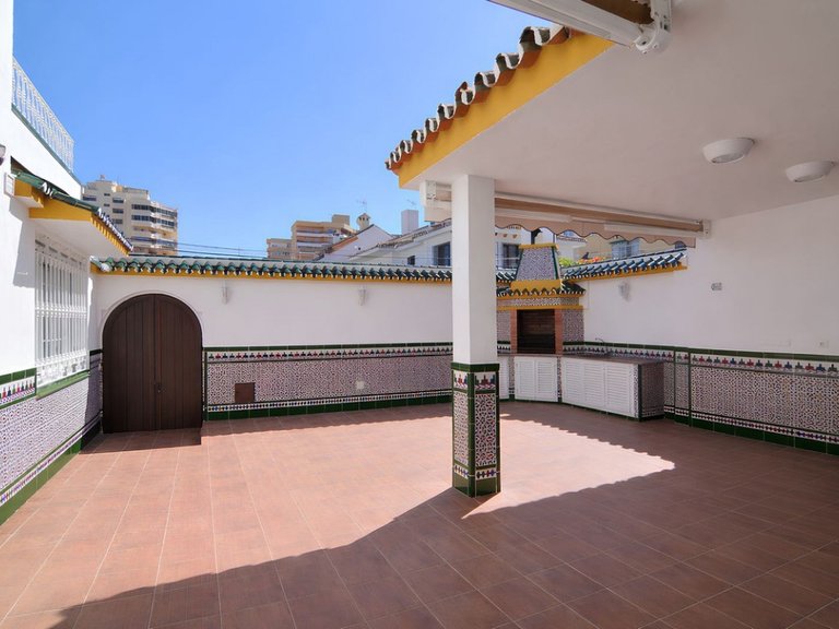 Villa for Sale in Fuengirola, Malaga 5