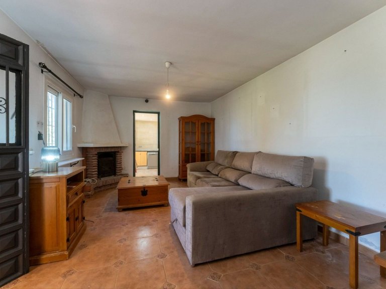 Country House for Sale in Ojen, Malaga 6