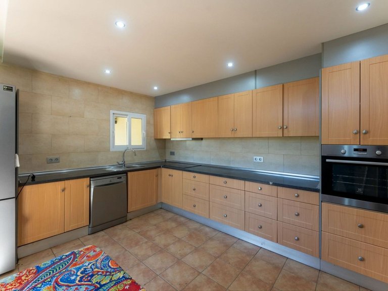 Country House for Sale in Ojen, Malaga 9