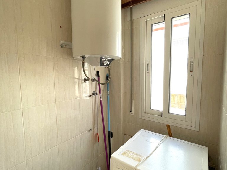 Apartment for Sale in Sayalonga, Malaga 13