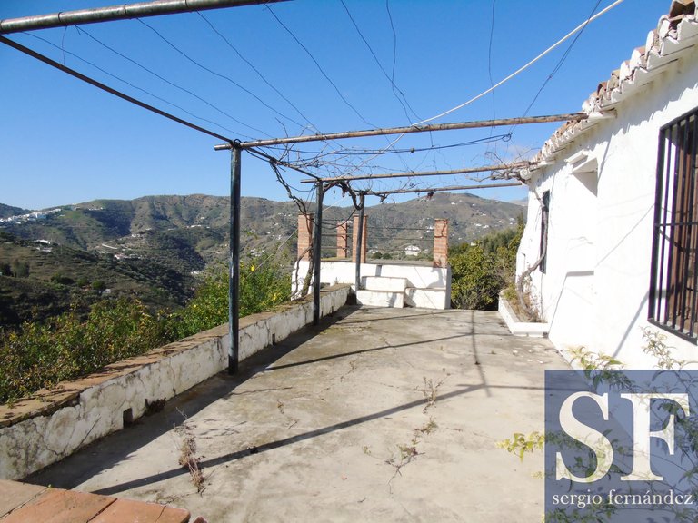 Villa for Sale in Cómpeta, Malaga 3
