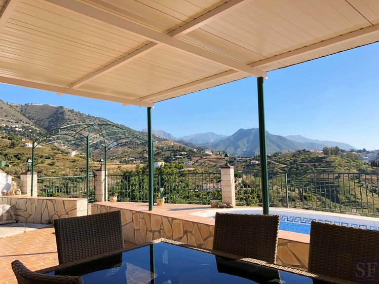 Villa for Sale in Cómpeta, Malaga 8