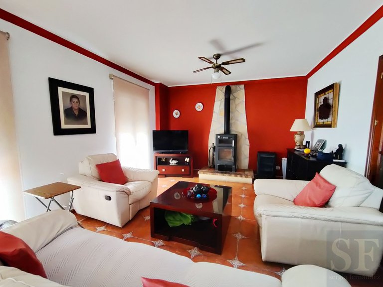 Villa for Sale in Canillas De Albaida, Malaga 4