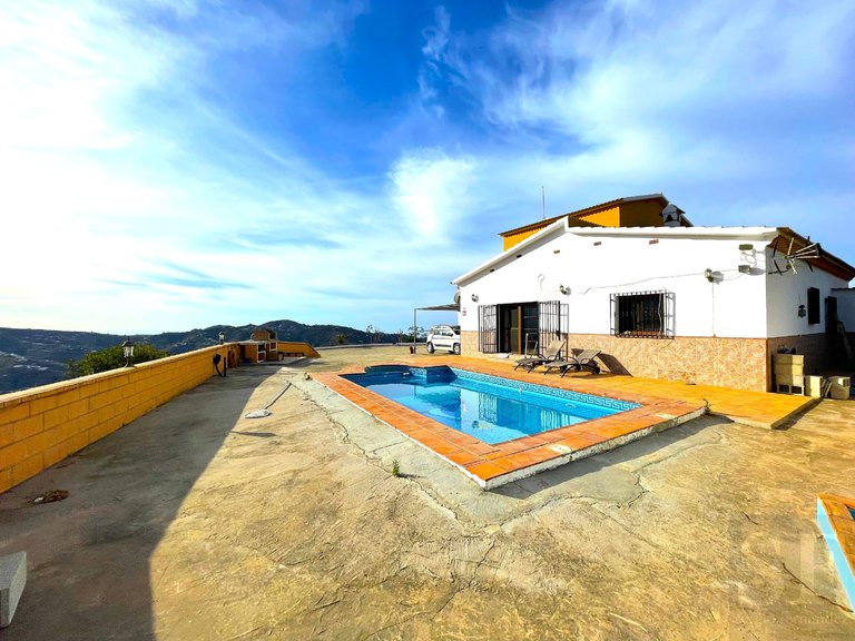 Villa for Sale in Árchez, Malaga 2