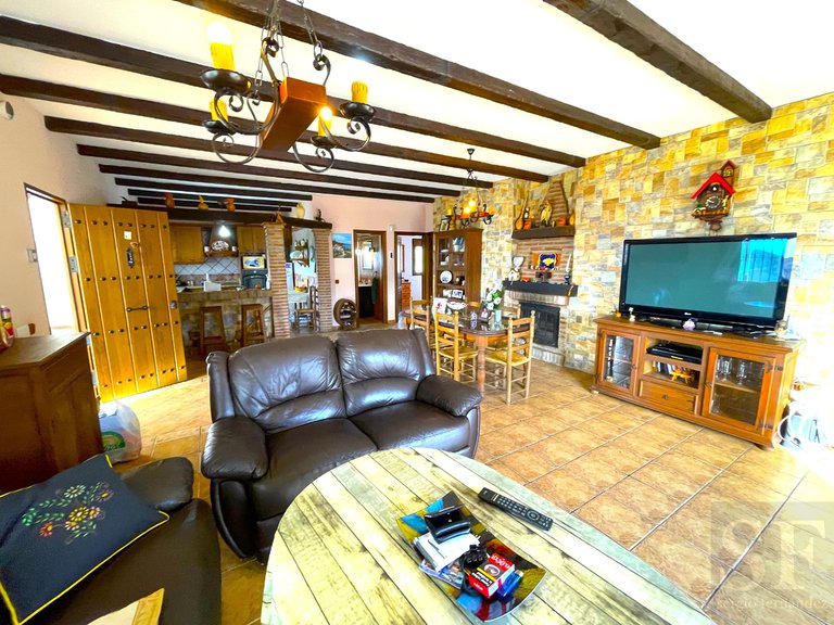 Villa for Sale in Árchez, Malaga 4