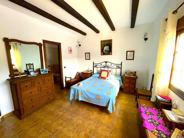 Villa for Sale in Árchez, Malaga 9