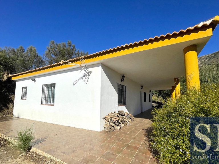 Villa for Sale in Canillas De Aceituno, Malaga 2
