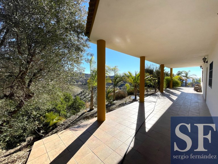 Villa for Sale in Canillas De Aceituno, Malaga 4