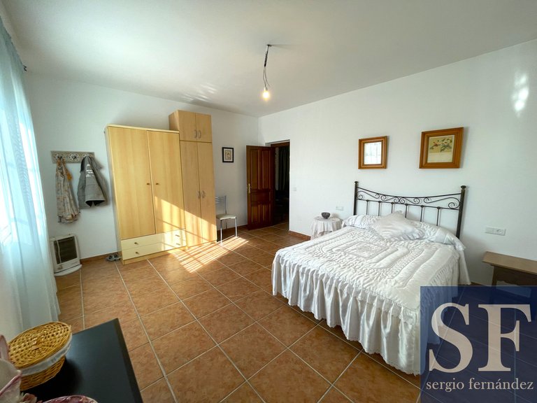 Villa for Sale in Canillas De Aceituno, Malaga 9