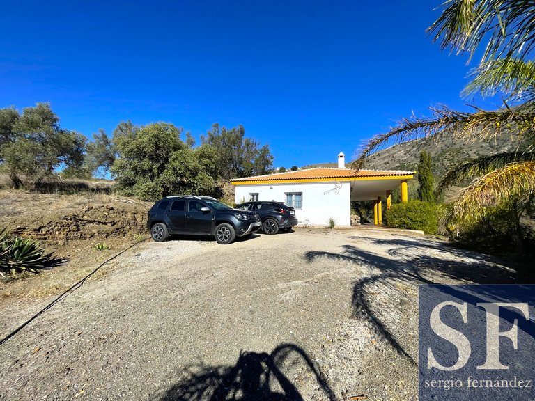 Villa for Sale in Canillas De Aceituno, Malaga 17
