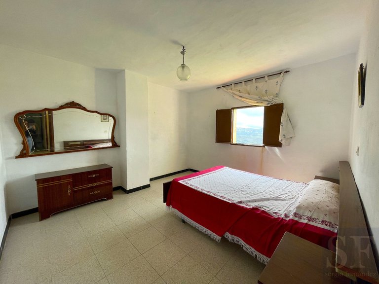 Villa for Sale in Canillas De Albaida, Malaga 9