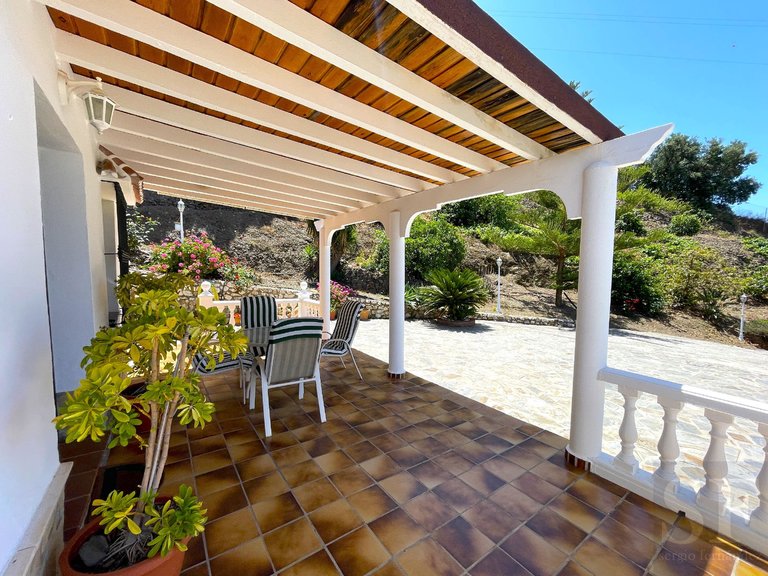 Villa for Sale in Sayalonga, Malaga 3