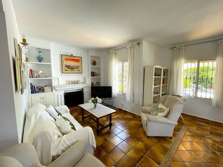 Villa for Sale in Sayalonga, Malaga 7