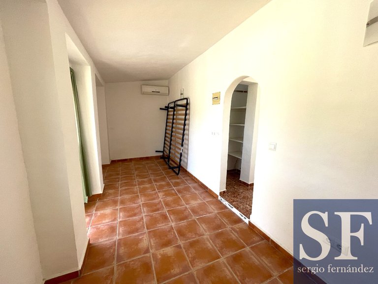 Villa for Sale in Arenas, Malaga 8