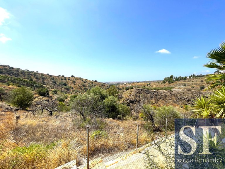 Villa for Sale in Arenas, Malaga 15