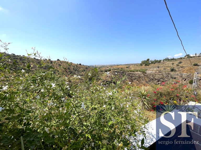Villa for Sale in Arenas, Malaga 17