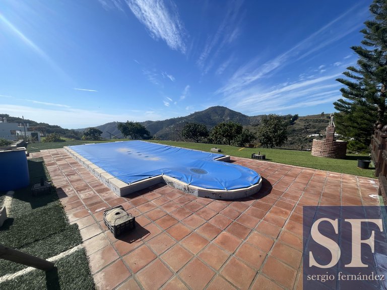 Villa for Sale in Cómpeta, Malaga 13