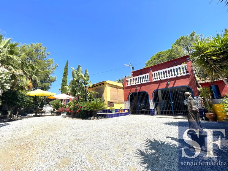 Villa for Sale in Canillas De Albaida, Malaga 1