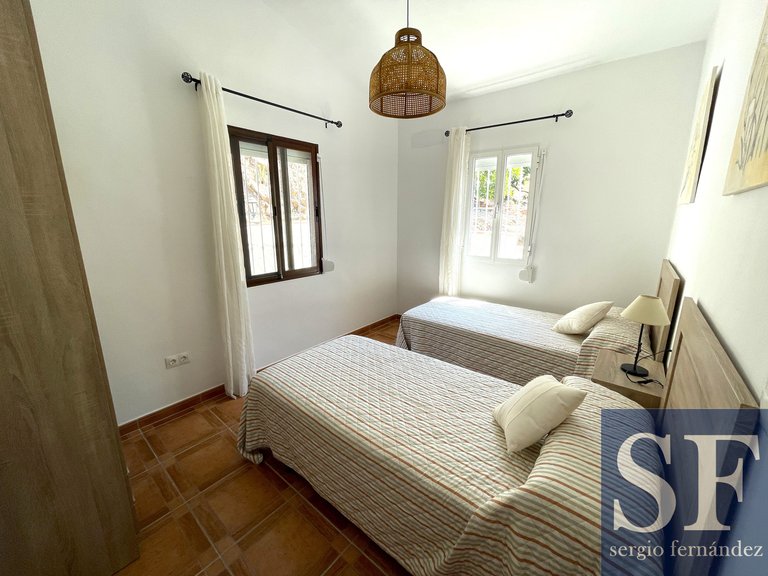 Villa for Weekly Rent in Cómpeta, Malaga 6