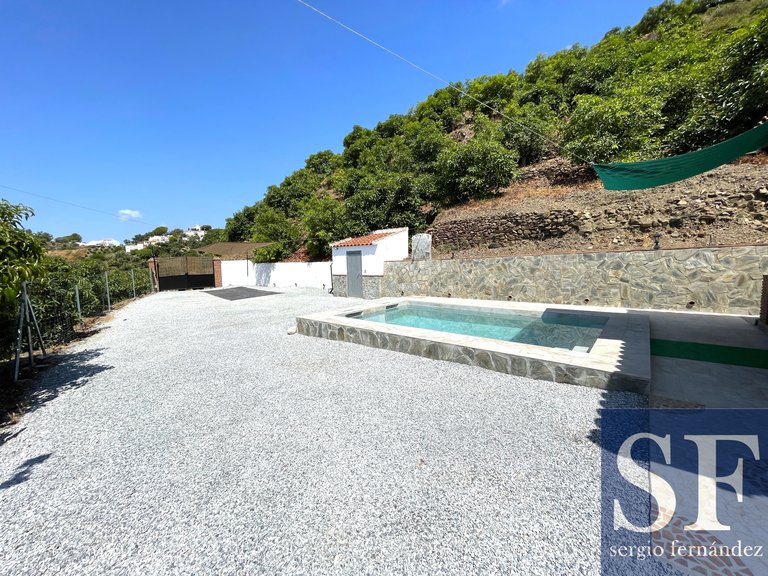 Villa for Weekly Rent in Cómpeta, Malaga 13