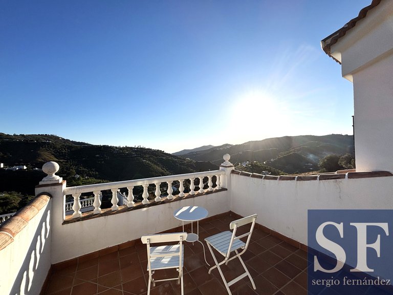 Villa for Sale in Cómpeta, Malaga 13