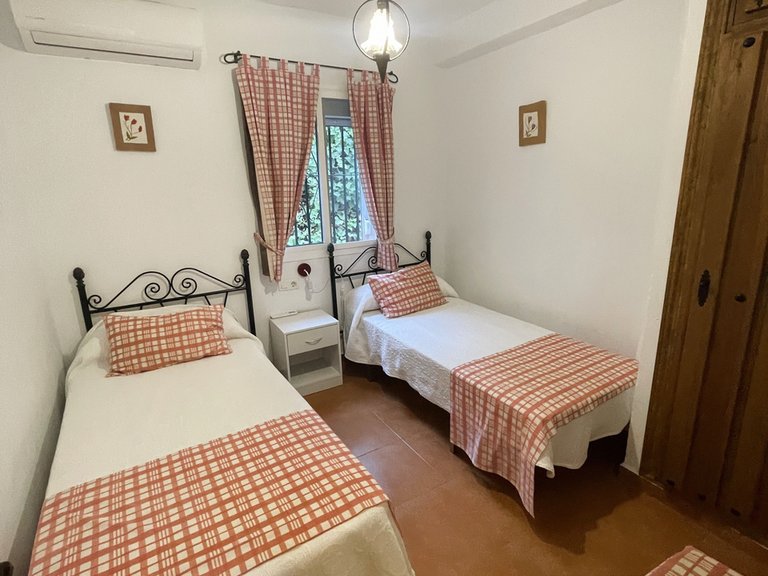 Villa for Weekly Rent in Cómpeta, Malaga 5