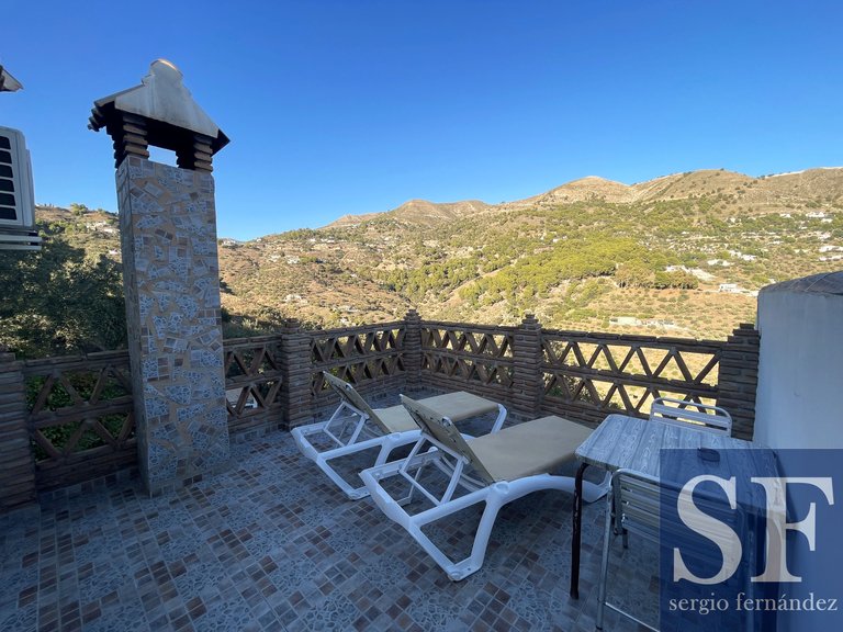 Villa for Weekly Rent in Cómpeta, Malaga 10