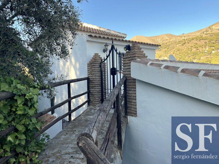 Villa for Weekly Rent in Cómpeta, Malaga 12