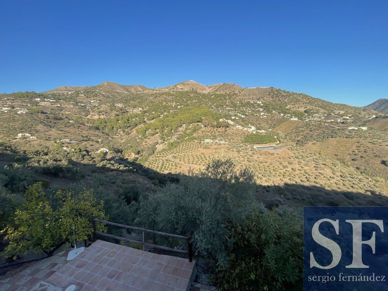 Villa for Weekly Rent in Cómpeta, Malaga 16