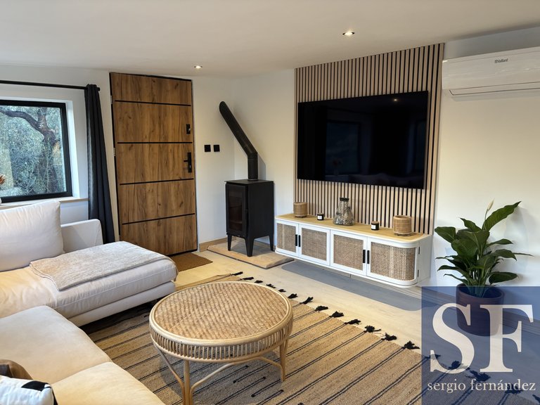 Villa for Sale in Cómpeta, Malaga 4