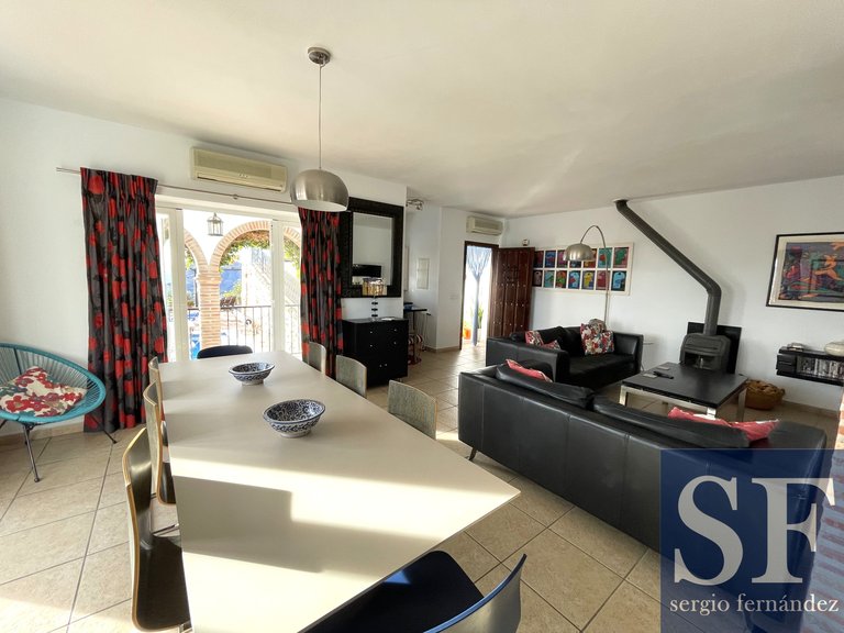 Villa for Sale in Cómpeta, Malaga 3