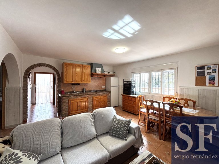 Villa for Sale in Sayalonga, Malaga 2