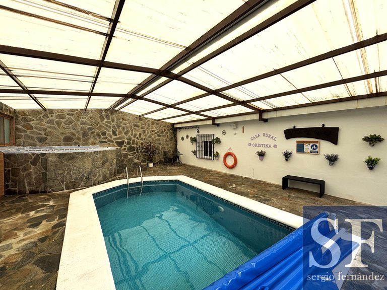 Villa for Sale in Sayalonga, Malaga 13