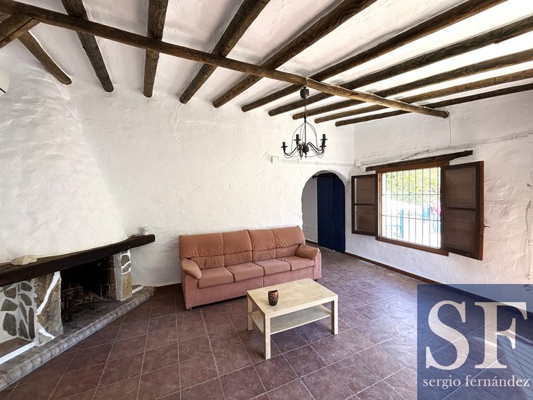 Villa for Sale in Cómpeta, Malaga 4