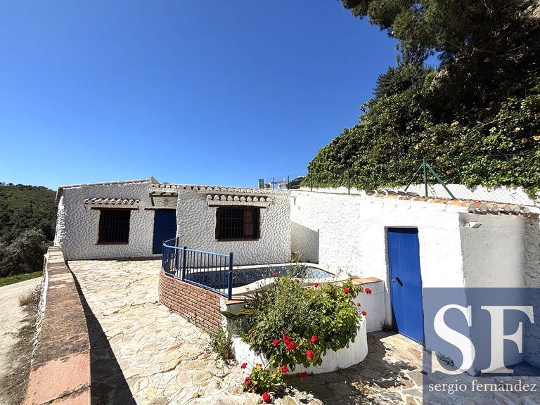 Villa for Sale in Cómpeta, Malaga 16