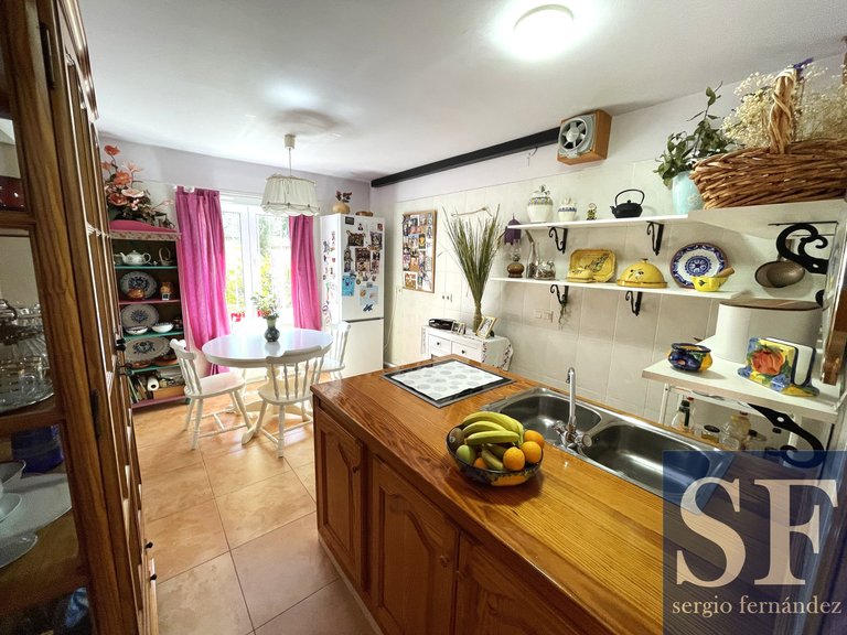 Villa for Sale in Cómpeta, Malaga 4