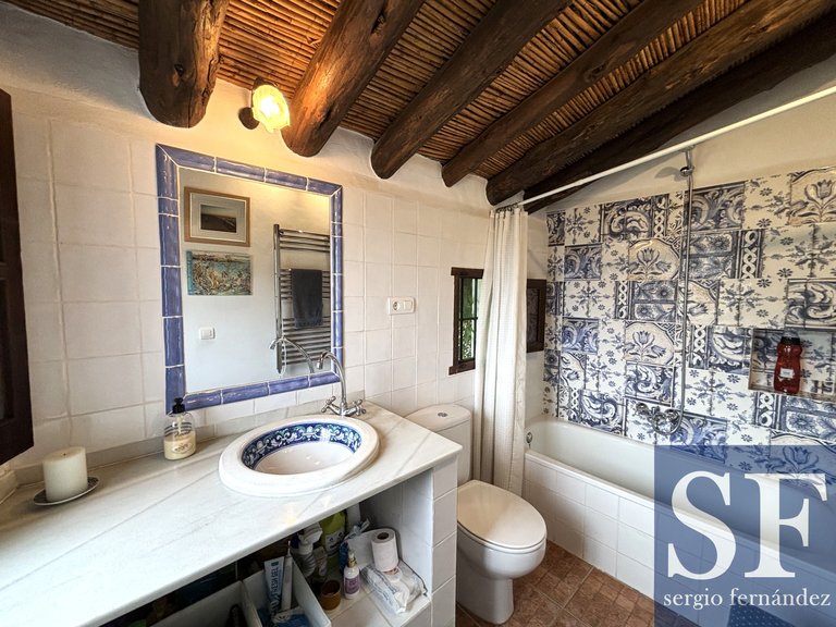 Villa for Sale in Cómpeta, Malaga 8