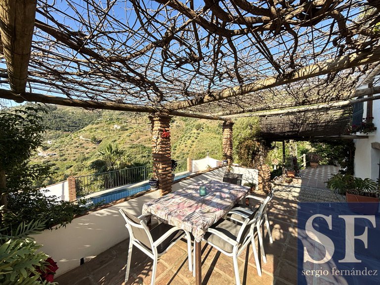 Villa for Sale in Cómpeta, Malaga 14