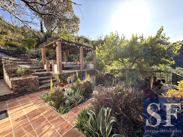 Villa for Sale in Cómpeta, Malaga 15