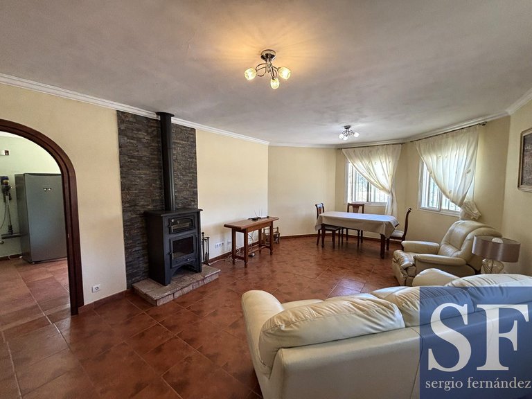 Villa for Sale in Cómpeta, Malaga 2