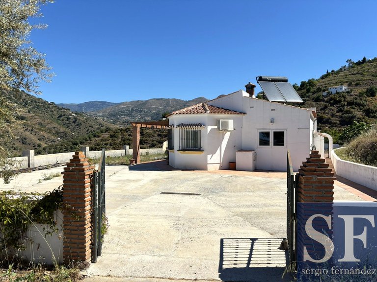 Villa for Sale in Cómpeta, Malaga 15