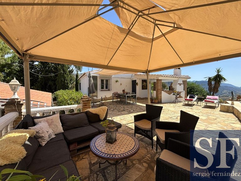 Villa for Sale in Cómpeta, Malaga 18