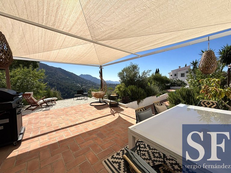 Villa for Sale in Cómpeta, Malaga 17