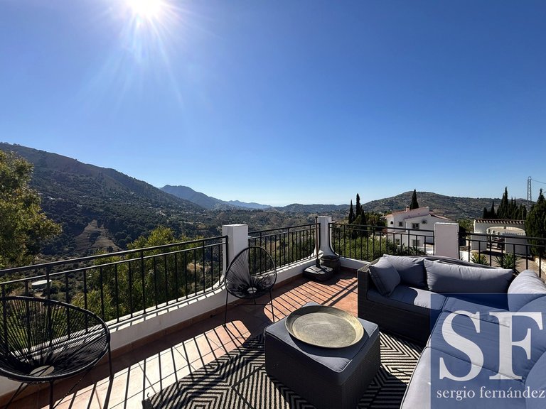 Villa for Sale in Cómpeta, Malaga 20
