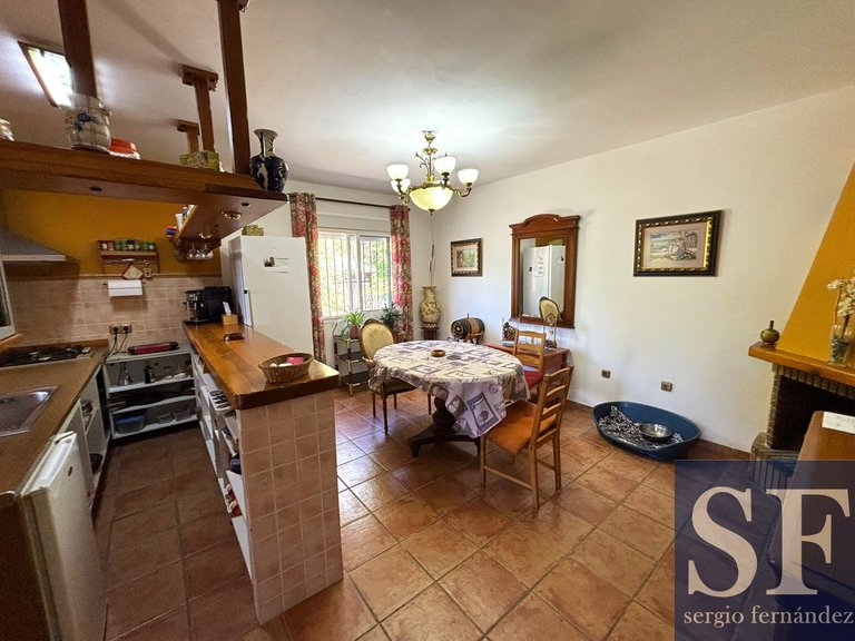 Villa for Sale in Sayalonga, Malaga 3