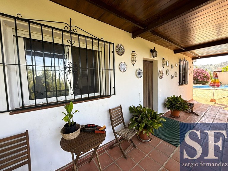 Villa for Sale in Sayalonga, Malaga 13