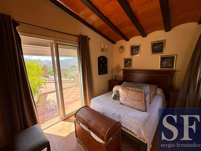 Villa for Sale in Sayalonga, Malaga 15